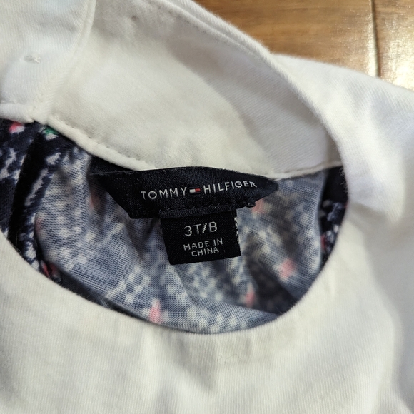 Tommy Hilfiger girls dress/top. - Picture 3 of 4
